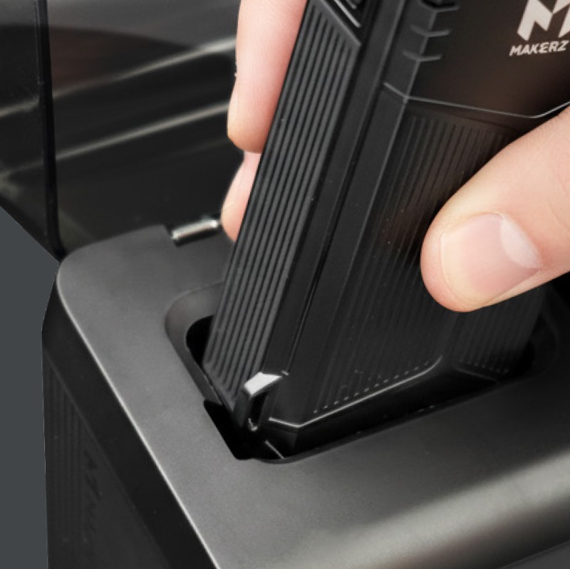 コネクタ破損を防ぐ挿入構造