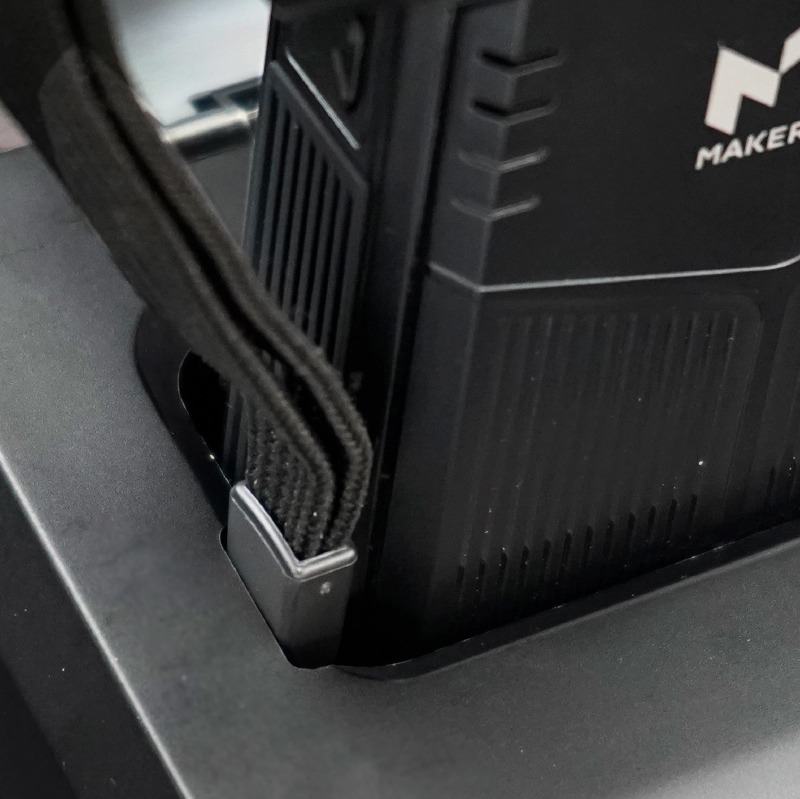 ストラップ付でも挿入可能