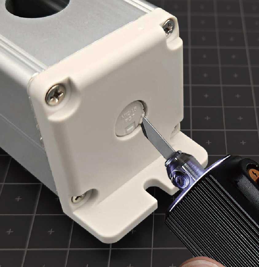 ボックスの穴加工